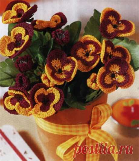Вязаные крючком цветы &quot;Анютины глазки&quot;