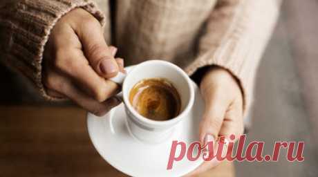 Врач Утюмова посоветовала с возрастом сокращать ежедневную дозу кофеина. Врач-гастроэнтеролог медицинской компании СберЗдоровье Дарья Утюмова перечислила продукты, в которых содержится больше всего кофеина. Читать далее