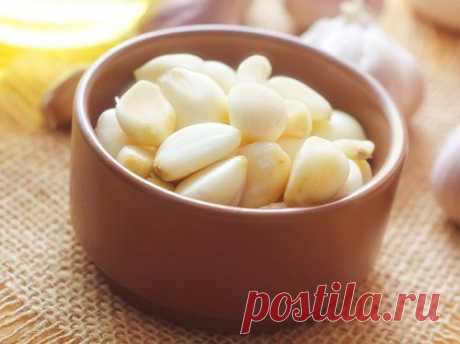 ¿Es bueno comer ajo con el estómago vacío? - Mejor Con Salud