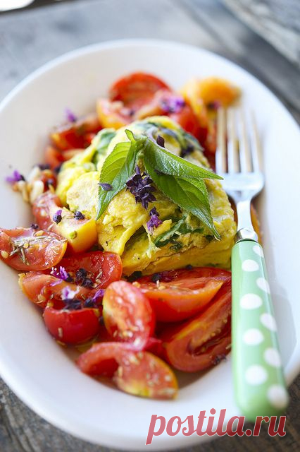 Фриттата с травами/ Frittata con le erbette | Элла Мартино Рецепты Кулинарные туры Итальянская кухня