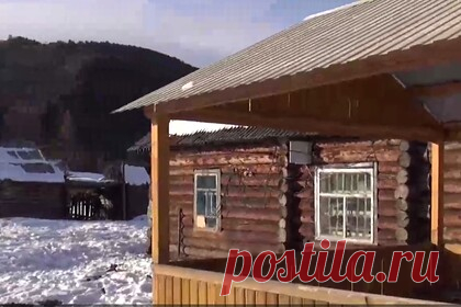 Российская старшеклассница попросила у Деда Мороза новый аэропорт. Российская старшеклассница загадала Деду Морозу необычное желание. Девушка из Иркутской области попросила его обновить аэропорт в ее родном поселке Нерха. Мама ученицы 11 класса работает на маленьком аэродроме с 2014 года, это единственный пункт связи с миром. Здание старое, не отапливается и грозит обрушением.