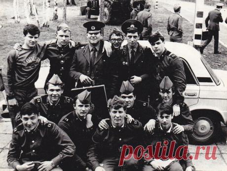 Что такое "Сто дней до приказа" | Сергей Раевский | Яндекс Дзен