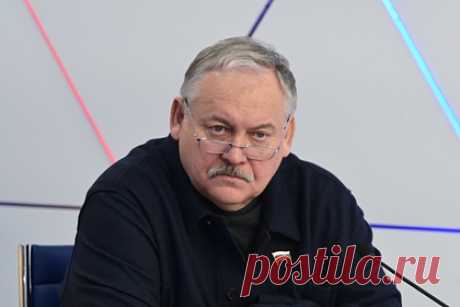 В Госдуме ответили на слова Кулебы после заявления Лукашенко о Крыме. Слова главы МИД Украины Дмитрия Кулебы о действиях Киева в случае официального признания Крыма Белоруссией ничего не стоят и являются пустой угрозой. Так на них ответил первый зампредседателя комитета Государственной Думы по делам СНГ, евразийской интеграции и связям с соотечественниками Константин Затулин.