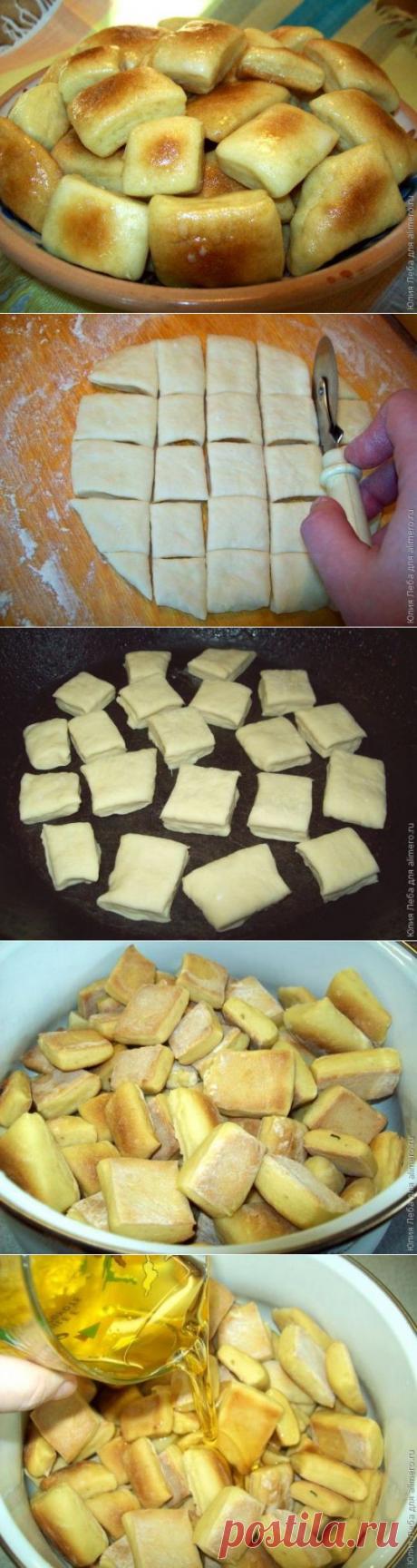 Пампушки на кефире с чесночным саламуром.