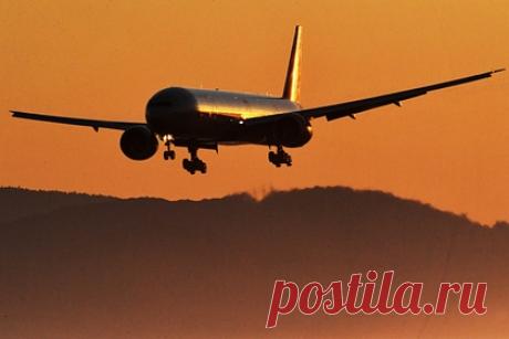 Росавиация опровергла заявление о самолетах в реестре и лизинге. В пресс-службе Росавиации официально опровергли заявления начальника управления агентства Валерия Кудинова о количестве самолетов, находящихся в госреестре и лизинге. В ведомстве указали, что заявления Кудинова не соответствуют действительности, подобные вопросы в его компетенцию не входят.