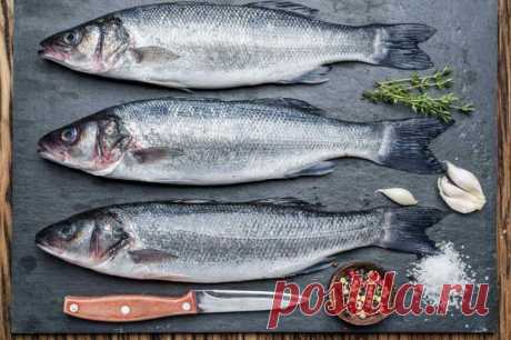 Как почистить рыбу за считанные минуты / Домоседы