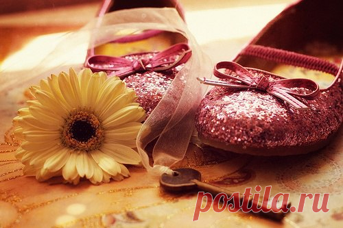 Техника «Формула волшебника»

Это очень мощная техника. Она работает удивительным образом. Главное – правильно ее выполнить.