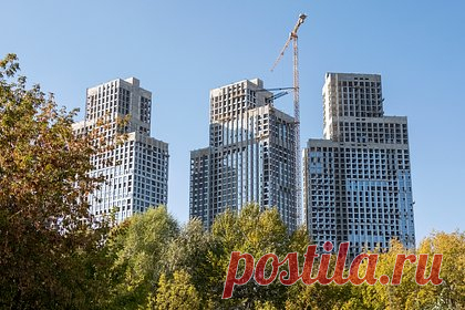 Россияне резко отвернулись от новостроек. По итогам октября спрос на квартиры в новостройках в России в среднем сократился на 12 процентов по сравнению с сентябрем. Эксперты зафиксировали падение интереса ко всем форматам жилья. При этом новостройки подорожали на два процента как в абсолютных показателях, так и в пересчете на квадратные метры.