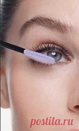 В метро сидел кузнечик..... :))))
О чём молчат ЖЕНЩИНЫ