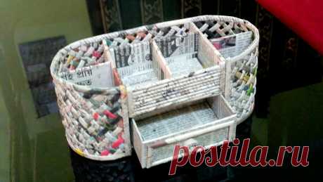 How to make a Stationery /Desk Organizer using cardboard and newspaper The sizes of the spaces vary. One can use according to one's requirements. The sizes i have used are: one is 12/7.5cm; another one is 12/9cm; two pieces are ...