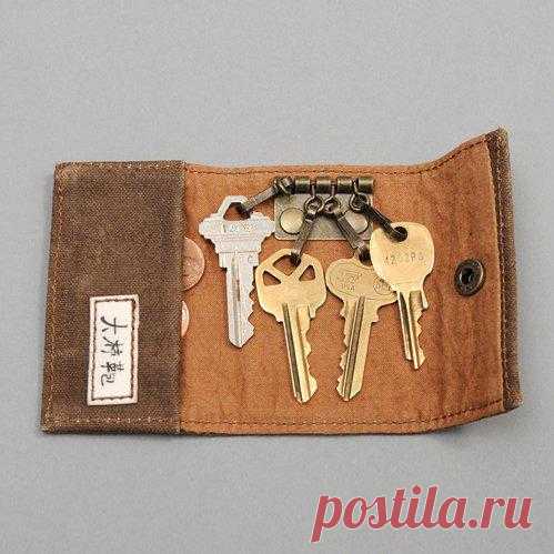 "кошелёк" для ключей - карманы останутся целы