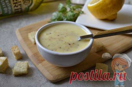 Соус для салата Цезарь: рецепты от классического до самого простого и вкусного.