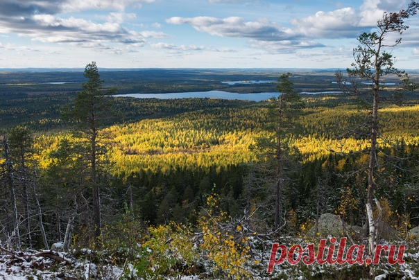 С горы Воттоваара в Карелии перед фотографом Дмитрием (nat-geo.ru/community/user/219573/) распахнулся вот такой пейзаж.