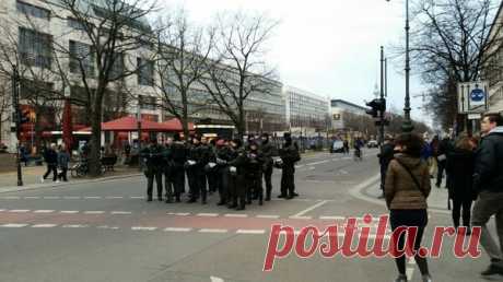 В немецком Ольденбурге завели 134 дела после протестов фермеров, пишут СМИ