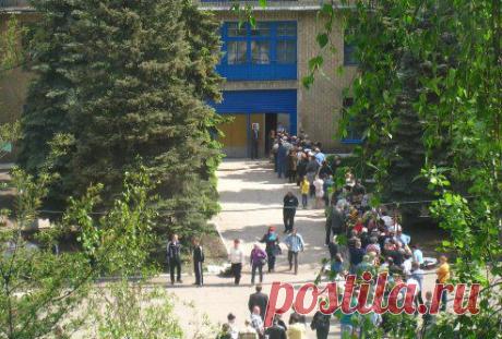 Очередь на РЕФЕРЕНДУМ!!! ТАКОГО не было ни на одних выборах! Горжусь и восхищаюсь Донбассом!!!