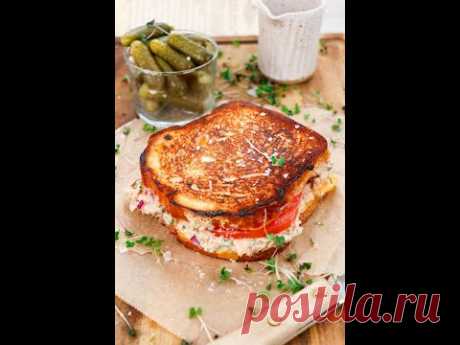 Chili Honey Tuna Melt