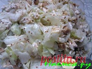 Салат с курицей, помело и кедровыми орешками » Наемся.ру