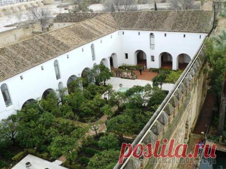 Сады и парки мира... Королевские сады Алькасар