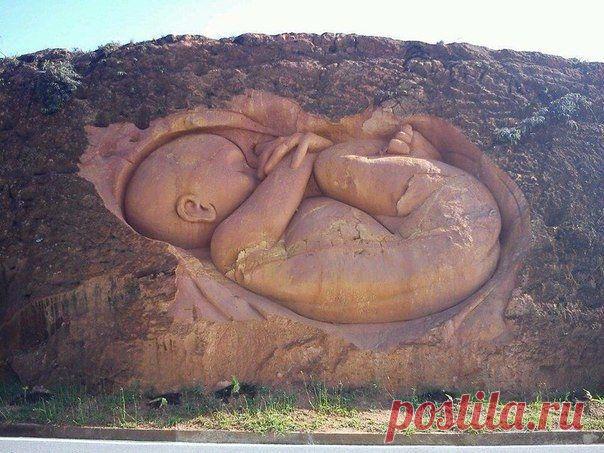 Шедевр в скале. Санто-Доминго, Колумбия