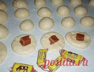 Булочки на дрожжевом тесте
Рецепты:
http://www.russianfood.com/recipes/bytype/?fid=31,449