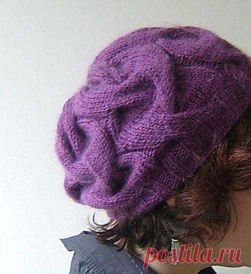 Sixteen Cable Hat - шапочка с крупными косами