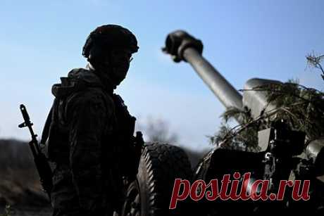 Российские штурмовики рассказали о боях за промзону Авдеевки. Переломный день боев за промзону Авдеевки наступил 24 ноября, когда оперативный штаб Вооруженных сил Украины (ВСУ), дислоцированный неподалеку, бежал, оставив своих военных. Об этом рассказали бойцы российской отдельной штурмовой бригады «Ветераны», которая входит в состав Добровольческого штурмового корпуса (ДШК).