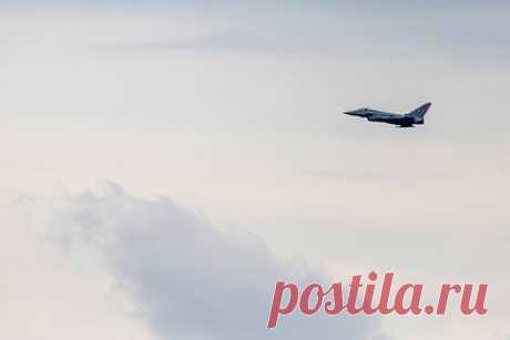 Истребители ВВС Германии подняли в воздух из-за российских военных самолетов