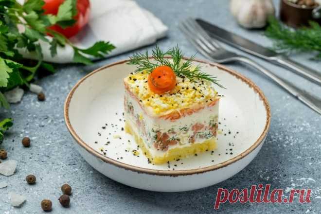 20 слоеных салатов к празднику и на каждый день Рассказываем 20 рецептов вкусных слоеных салатов, которые можно легко и быстро приготовить. С ними ваш праздник точно будет идеальным!