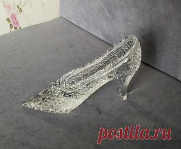 Винтаж: Хрустальная туфелька Золушки. Хрусталь СССР. Гусь Хрустальный купить в интернет-магазине Ярмарка Мастеров по цене 290 ₽ – X4OA2RU, Предметы интерьера винтажные, Рошаль - доставка по России Винтаж: Хрустальная туфелька Золушки. Хрусталь СССР. Гусь Хрустальный в наличии в интернет-магазине на Ярмарке Мастеров - 55645418. Предметы интерьера винтажные от Antiq-vintag. Размер: 14,5*4*7,5 см
Вес: 165 г. Материал: хрусталь. Гарантированная доставка по всей России. О...