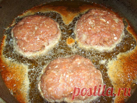 Почему мы неправильно жарим котлеты и они тонкие, жесткие, не сочные: 3 ошибки делает 80% хозяек и считает их правилами - СУПЕР ШЕФ