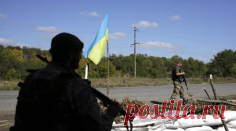 ВСУ у границ с Белоруссией заложили более 2,5 тысячи мин за неделю. Командующий объединёнными силами ВСУ Сергей Наев заявил, что украинские военные за последнюю неделю заложили свыше 2,5 тыс. противотанковых мин на дорогах, ведущих к границе с Белоруссией. Читать далее