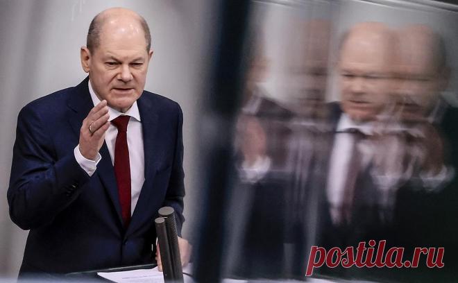 Шольц раскрыл три принципа Германии в политике по Украине. Берлин поддерживает Киев по мере возможностей, стремится предотвратить прямую конфронтацию между НАТО и Россией, а также не будет действовать в одиночку, перечислил канцлер в ответ на вопрос о поставках танков Leopard