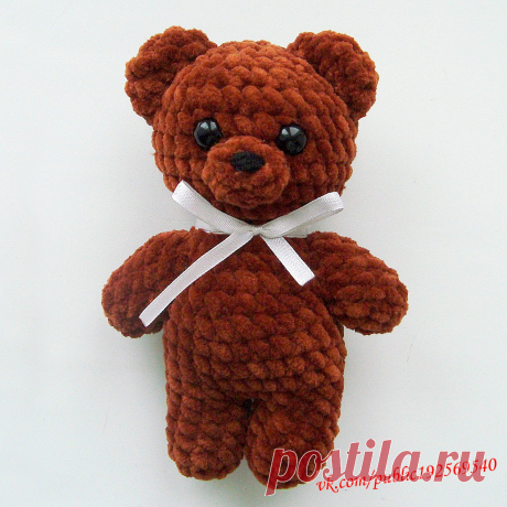 PDF Зайка и Мишка крючком. FREE crochet pattern; Аmigurumi toy patterns. Амигуруми схемы и описания на русском. Вязаные игрушки и поделки своими руками #amimore - плюшевый медведь, маленький медвежонок, мишка и заяц из плюшевой пряжи, зайка, зайчик, зайчонок, зверята.