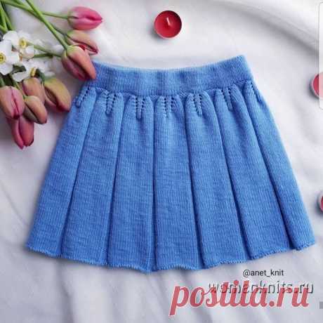Юбочка Gloria skit спицами
Описание: https://womanknits.ru/vyazanie-dlya-detej/detskie-yubki/yubochka-gloria-skit-spicami