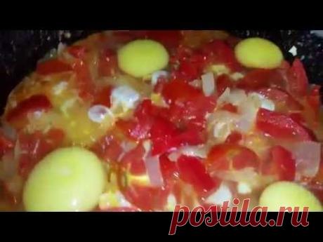 Scrambled eggs with vegetables onions, tomatoes, peppers  Quick Cooking