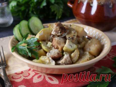 Кабачки с мясом и картошкой в горшочках — рецепт с фото пошагово