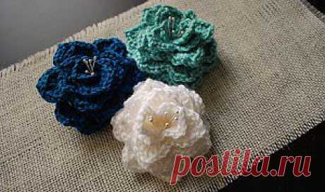 Crocodile Stitch Flower: Free Pattern | B.hooked Crochet