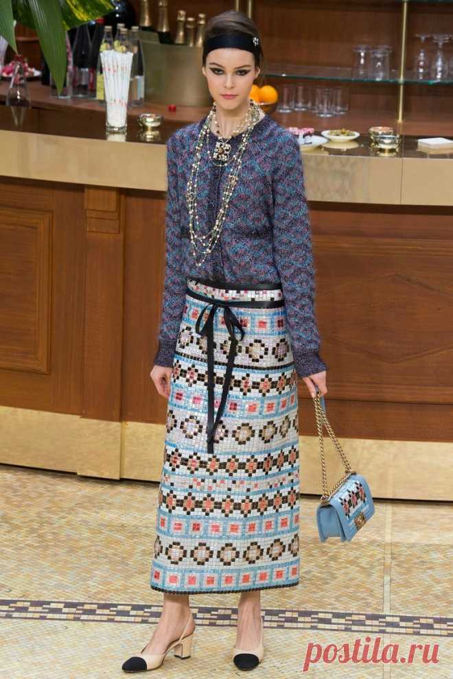 Великолепная юбка! Коллекция CHANEL осень-зима 2015/2016 Париж