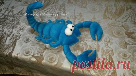 Купить Рак и скорпион. - комбинированный, рак, скорпион, игрушка, подарок, гороскоп, флис, велюр