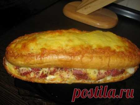 Батон с начинкой