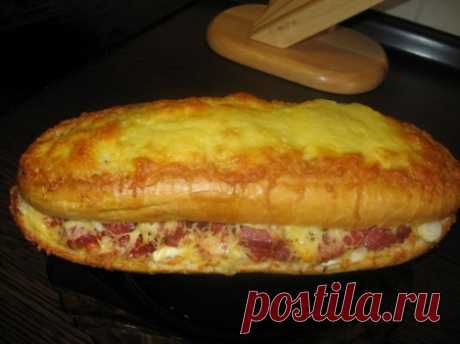 Батон с начинкой