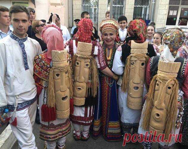 «Лицо-пельмень»: подписчики попросили Надежду Бабкину перестать делать пластику | Люблю Себя