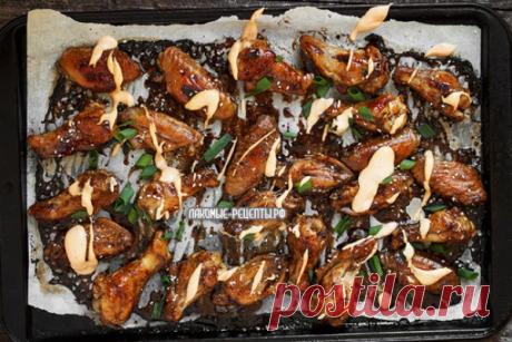 Запеченные куриные крылышки "Терияки" с соусом