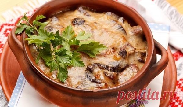 Как приготовить мясо с грибами по-славянски в горшочках :: Кулинарные рецепты