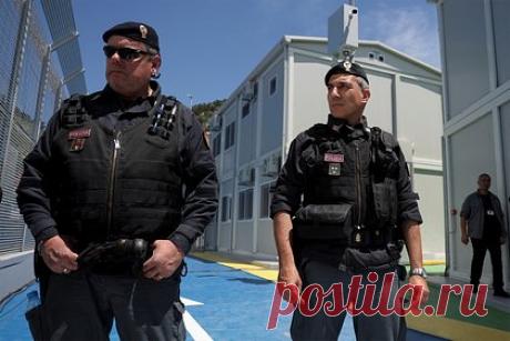 В Италии арестовали предполагаемого пособника в побеге Артема Усса