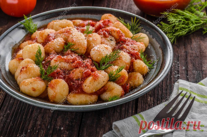 Тефтели болоньезе - самая вкусная Папская еда, которую мне довелось попробовать в своей жизни. | DiDinfo | Яндекс Дзен