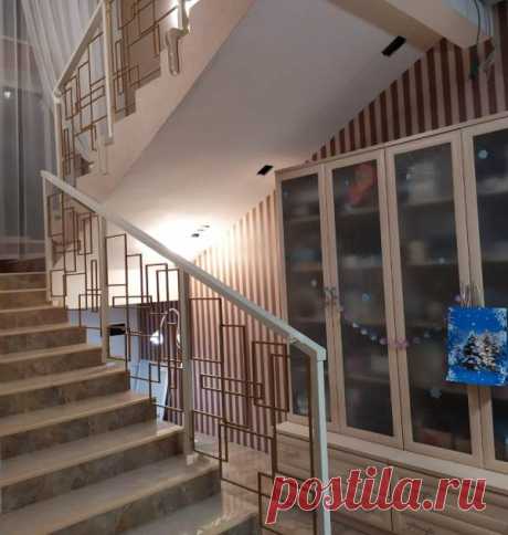 Металлические перила лестниц