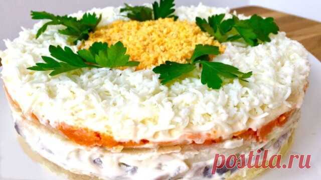 Салат «Баронесса»: вы долго не забудете его потрясающий вкус — Бабушкины секреты Очень вкусный салат, перед которым невозможно устоять! Этот салат отлично заменит Селедку под шубой! Мои гости даже предпочли его вместо селедки. Салат действительно очень удачный!
