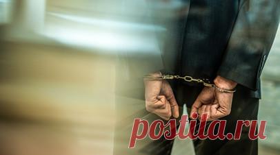 Число коррупционных преступлений в России превысило средний показатель за пять лет. Генеральный прокурор России Александр Гуцан сообщил в интервью ТАСС, что число коррупционных преступлений в стране в 2025 году превысило средний показатель за пять лет. Читать далее