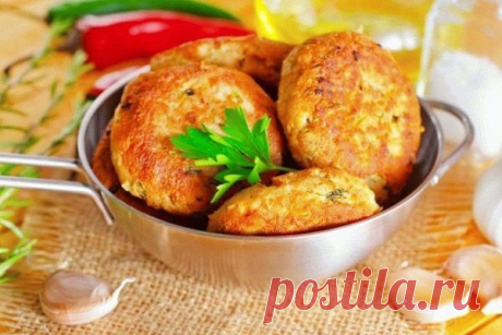 Вкусные котлетки под соусом с моркови. Очень полезно и вкусно!!! Котлеты: -фарш 500 гр -2 небольшие луковицы -4 зуб чеснока -ломтик белого хлеба, размоченный в молоке -соль, перец по вкусу -сушеная зелень 2 ч. л. Соус: -морковь крупная 1 шт […]